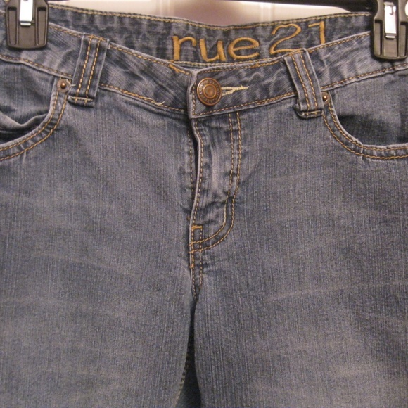 4/$20 🍁 Rue21 Denim Jean Capris - Picture 3 of 6